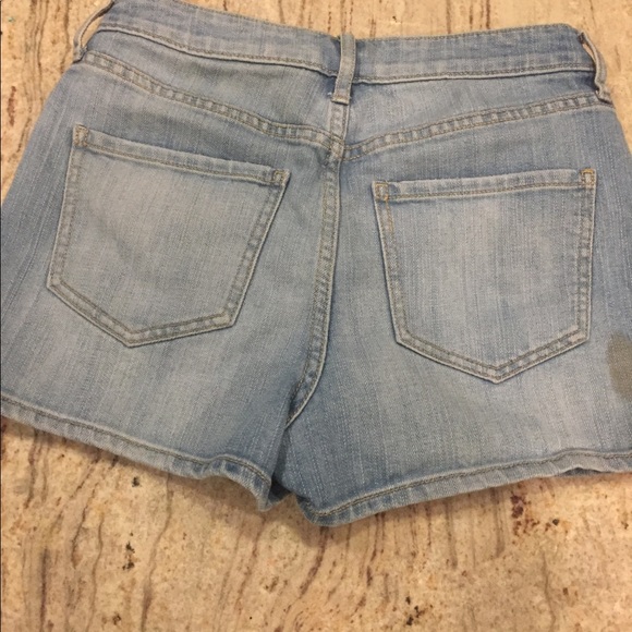 Jean shorts - Picture 2 of 3